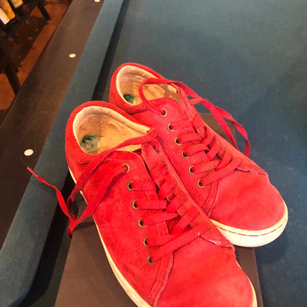 Shoes - Picture 3 of 16